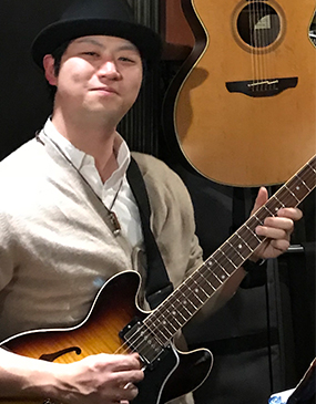 赤羽ギター教室　講師